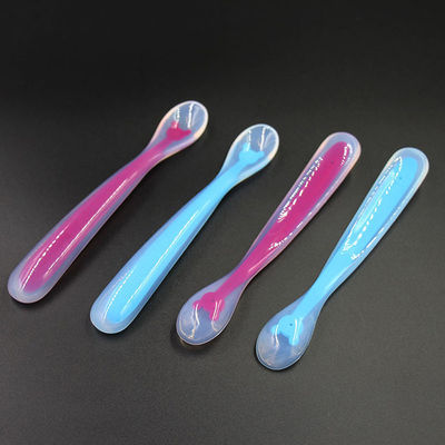 Tidak Beracun Silicone Rubber Perlengkapan Sendok Untuk Makan Praktis