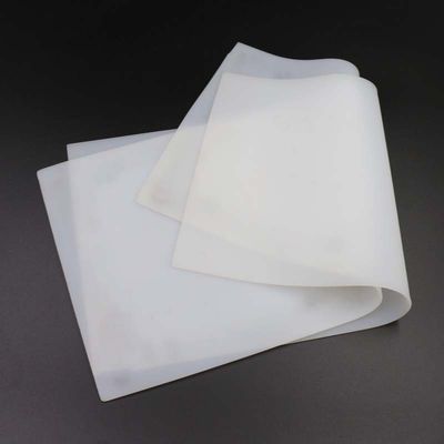Lembaran Karet Silikon Putih Susu Tebal Insulasi Panas 0.1mm 0.2mm 1mm