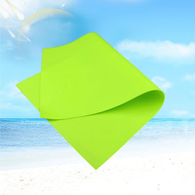 BPA Free Non Slip Silicone Rubber Sheet Dapat Dilipat Untuk Meja Makan